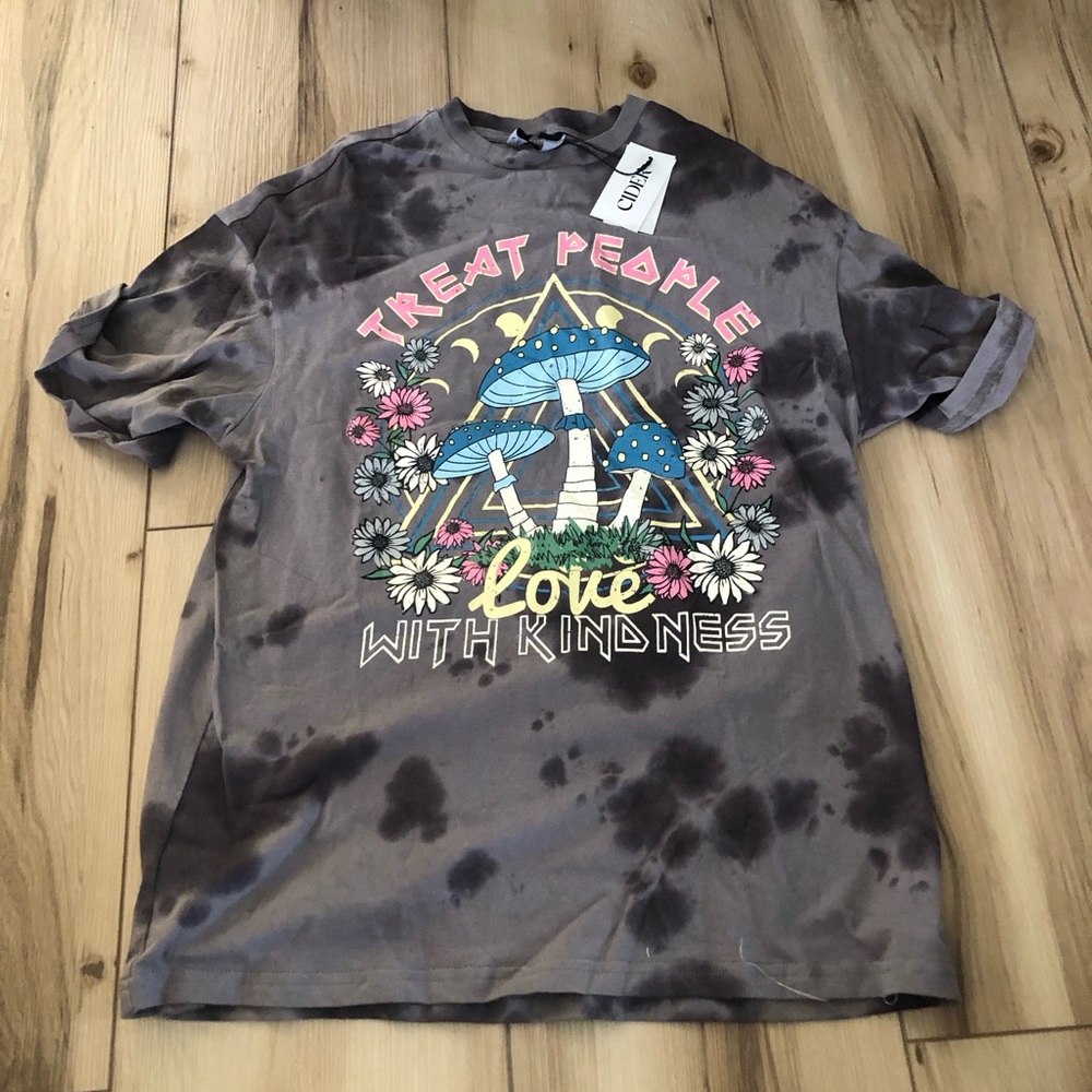 Graphic tee Brand New